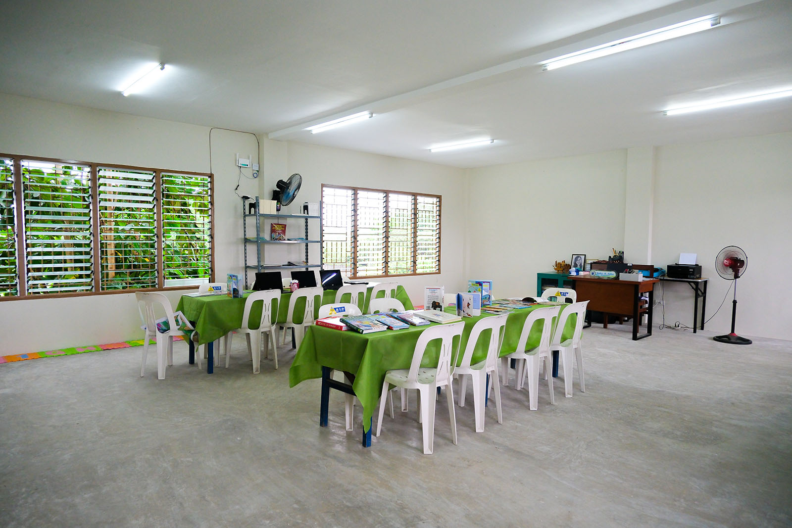 Interior of the newly opened library at San Francisco Elementary
